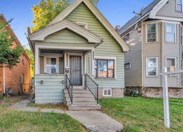 Property at 3221 N 38th St, Milwaukee, WI 53216, 3 beds, 1 bath