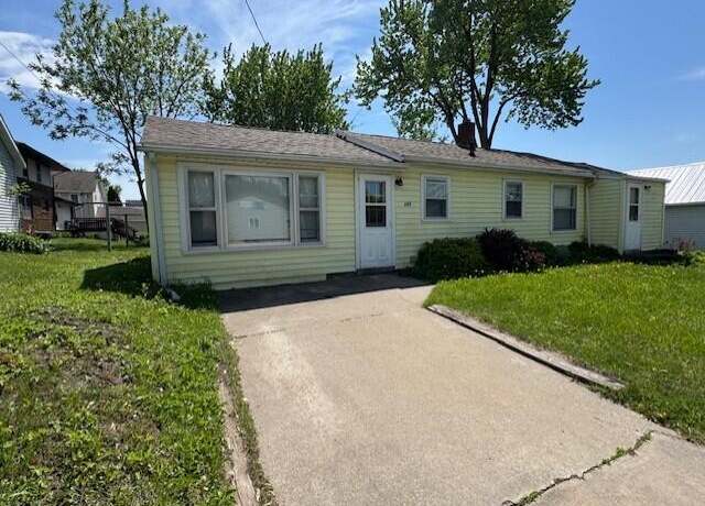 Property at 315 E Gillette St, Viroqua, WI 54665, 2 beds, 1 bath