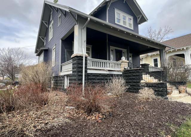 Property at 104 N Iowa St, Mineral Point, WI 53565, 3 beds, 2.5 baths