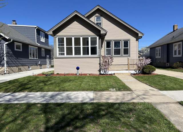 Property at 6037 34th Ave, Kenosha, WI 53142, 3 beds, 1 bath