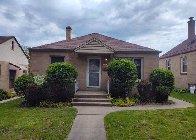 Property at 2832 S 47th St, Milwaukee, WI 53219, 2 beds, 2 baths