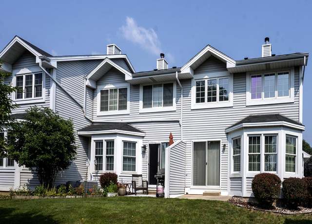 Property at 8423 S 76th St, Franklin, WI 53132, 2 beds, 1.5 baths