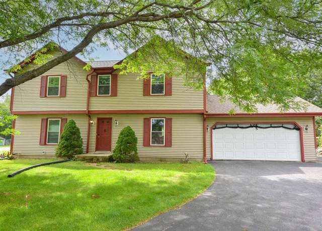 Property at 921 S Main St, Saukville, WI 53080, 3 beds, 2.5 baths