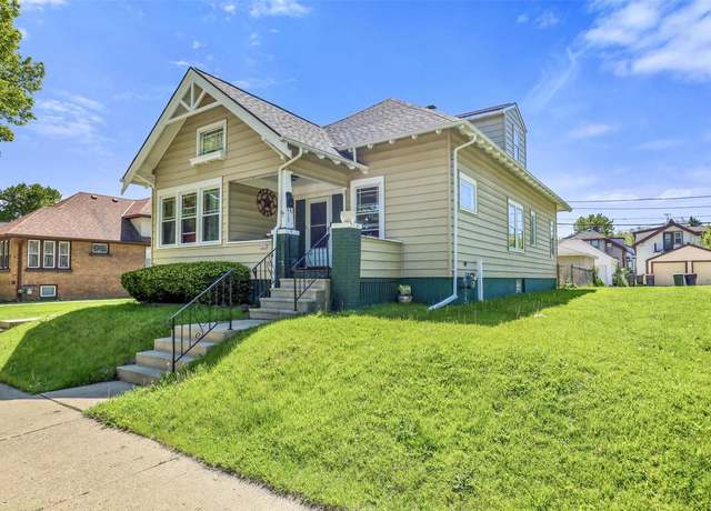 Property at 1623 S 57th St, West Allis, WI 53214, 4 beds, 2 baths