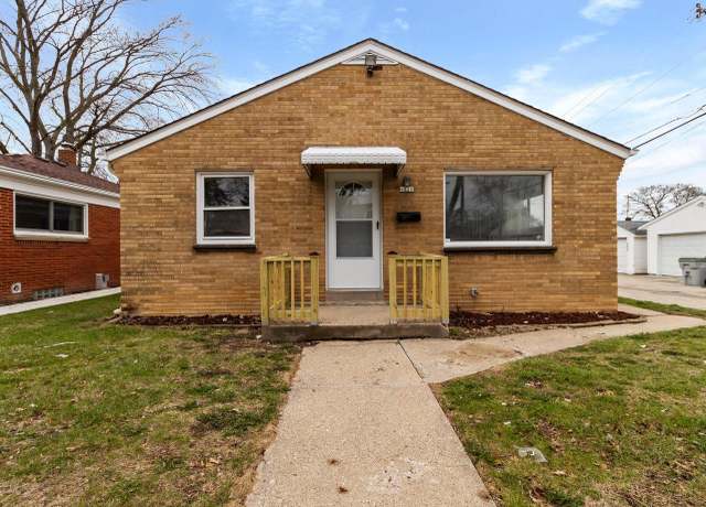 Property at 4820 N 65th St, Milwaukee, WI 53218, 3 beds, 1 bath
