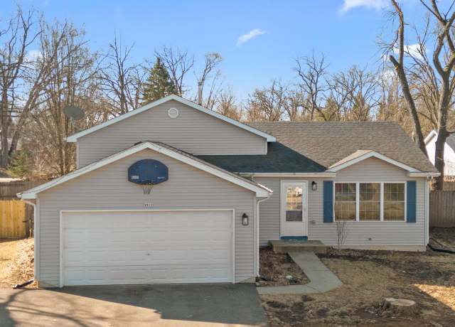 Property at W819 Florence Rd, Genoa City, WI 53128, 3 beds, 2 baths