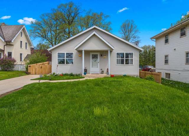 Property at 4534 S Whitnall Ave, Saint Francis, WI 53235, 4 beds, 2 baths