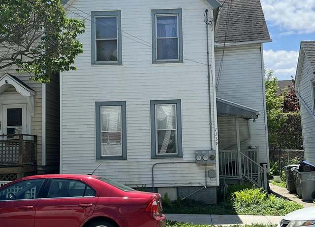 Property at 1139 E Kane Pl Unit 1139A, Milwaukee, WI 53202, 4 beds, 2 baths