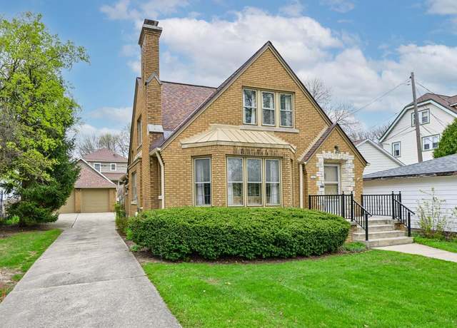 Property at 1443 N 65th St, Wauwatosa, WI 53213, 3 beds, 1 bath