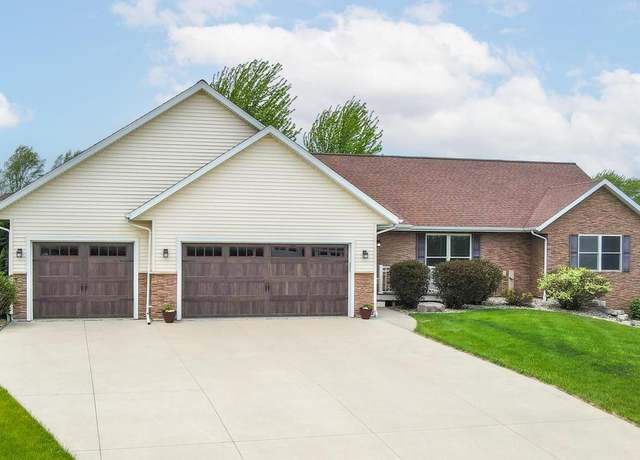 Property at N5988 Alexander Ln, Fond Du Lac, WI 54937, 5 beds, 3 baths