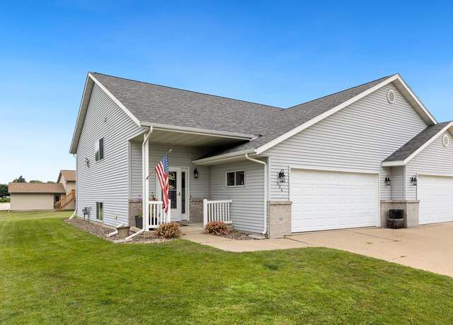 Property at 124 Susan Ct, West Salem, WI 54669, 3 beds, 2 baths