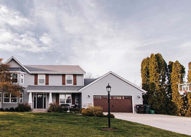 Property at 13160 W North Ln, New Berlin, WI 53151, 4 beds, 2.5 baths