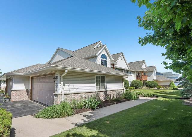 Property at 2205 N University Dr #5, Waukesha, WI 53188, 2 beds, 2 baths