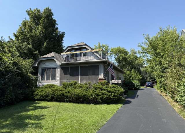 Property at 26044 W Loomis Rd, Waterford, WI 53185, 3 beds, 1.5 baths