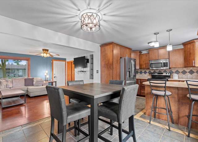 Property at 1918 Wilson Ave, Sheboygan, WI 53081, 3 beds, 1 bath
