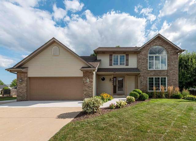 Property at 5403 28th St, Kenosha, WI 53144, 4 beds, 3.5 baths