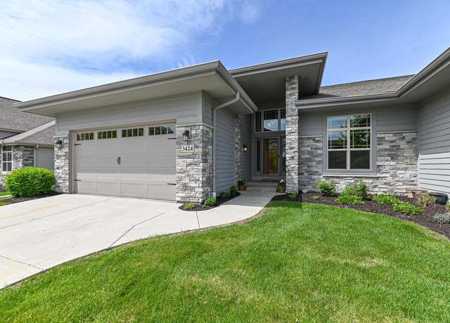 Property at 3424 Walnut Trl, Waukesha, WI 53188, 3 beds, 3 baths