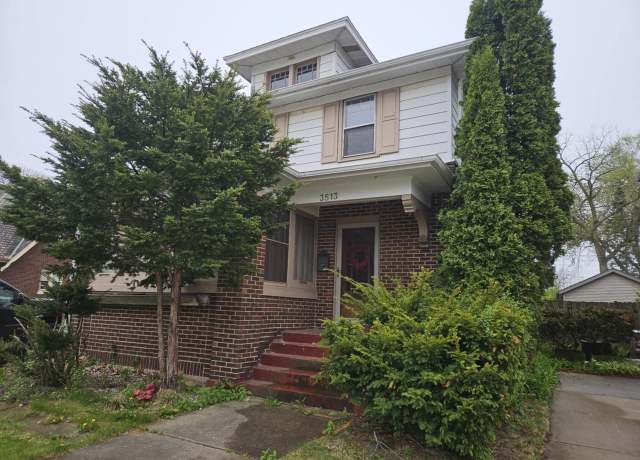 Property at 3513 Washington Ave, Racine, WI 53405, 3 beds, 1.5 baths