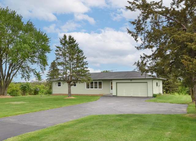 Property at N79W27393 Plainview Rd, Hartland, WI 53029, 3 beds, 1 bath