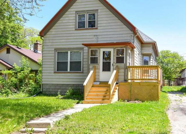 Property at 3380 N 39th St, Milwaukee, WI 53216, 3 beds, 2 baths