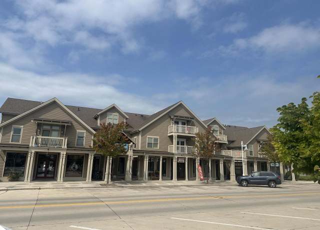 Property at 650 S Pier Dr #6, Sheboygan, WI 53081, 3 beds, 2 baths