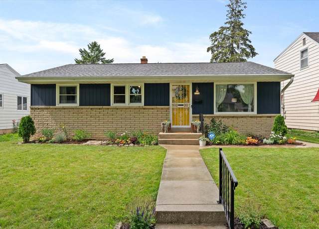 Property at 9350 W Melvina St, Milwaukee, WI 53222, 3 beds, 1 bath