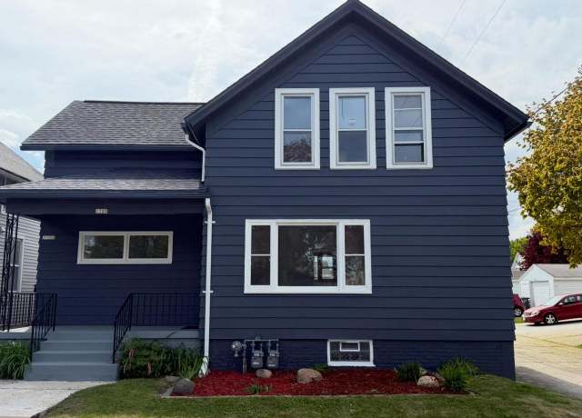 Property at 1720 S 11th St Unit 1720A, Sheboygan, WI 53081, 4 beds, 2 baths