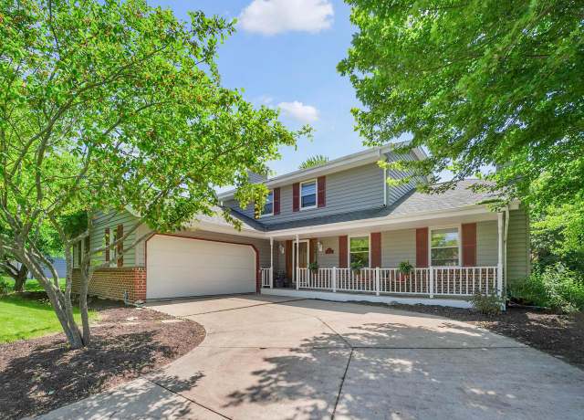 Property at N108W17069 Hawthorne Dr, Germantown, WI 53022, 3 beds, 2.5 baths