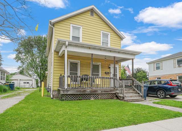 Property at 33 7th St, Fond Du Lac, WI 54935, 5 beds, 2 baths