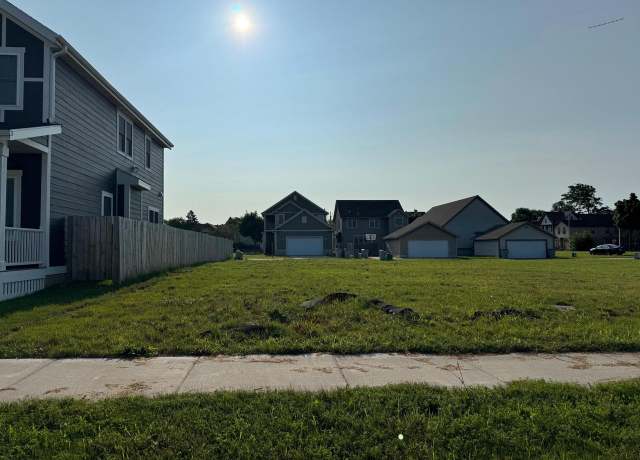 Property at 1622 N 21st St, Milwaukee, WI 53205