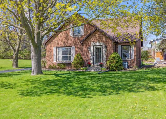 Property at 3224 N 6th St, Sheboygan, WI 53083, 4 beds, 2 baths