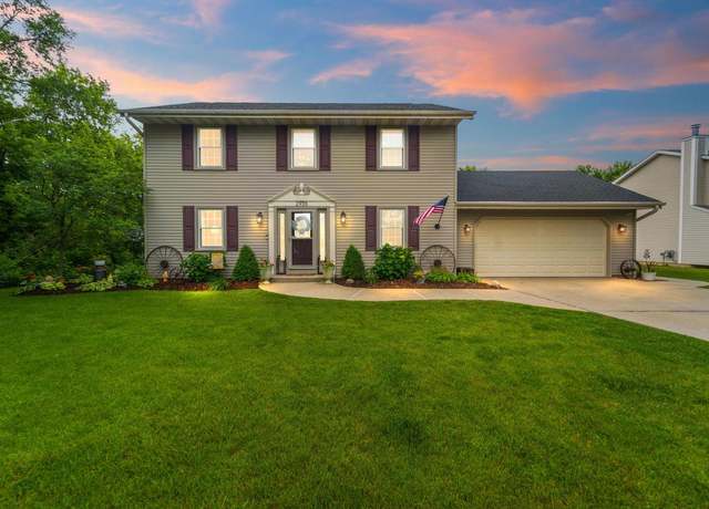 Property at 2935 W Bridge St, Greenfield, WI 53221, 3 beds, 2.5 baths