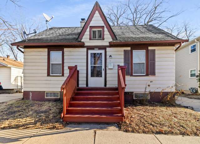 Property at 4856 N 51st Blvd, Milwaukee, WI 53218, 3 beds, 1 bath