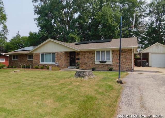Property at 3616 S 53rd St, Greenfield, WI 53220, 3 beds, 2.5 baths