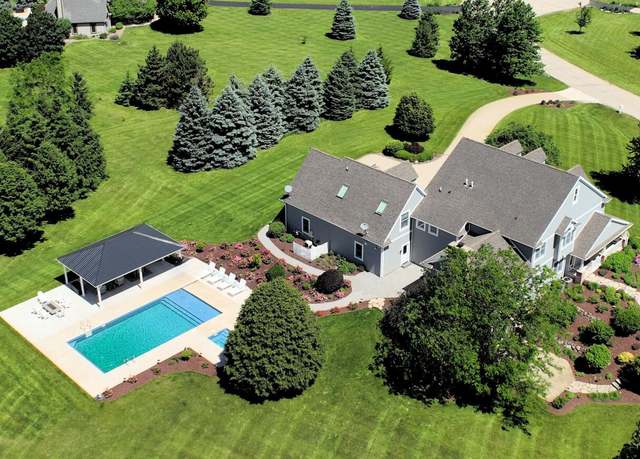 Property at 5021 Sherwood Ct, Burlington, WI 53105, 5 beds, 3.5 baths