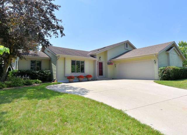 Property at 4163 W Hilltop Ln, Franklin, WI 53132, 4 beds, 3 baths