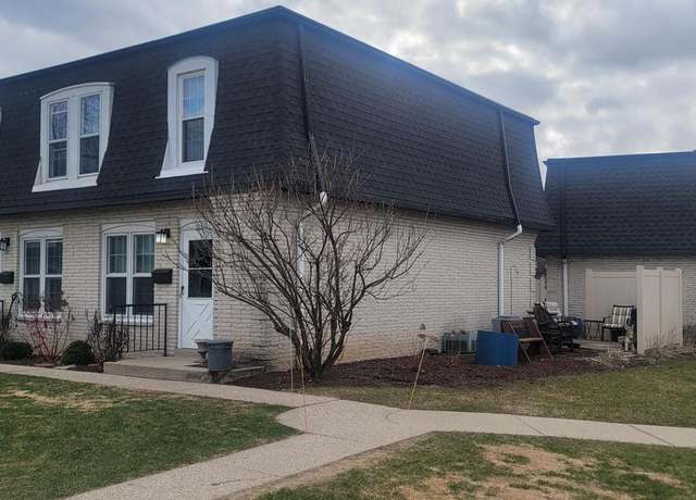 Property at 4141 W Cherrywood Ln, Brown Deer, WI 53209, 2 beds, 1.5 baths
