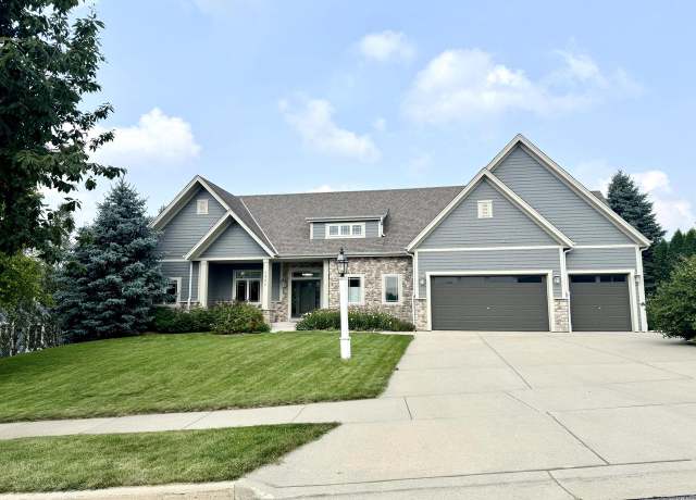 Property at 2802 Huron Ln, Waukesha, WI 53189, 3 beds, 3.5 baths