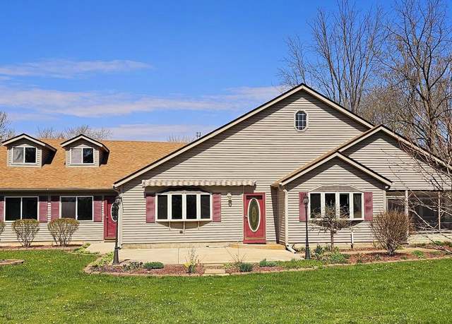 Property at N942 Rose Dr, Genoa City, WI 53128, 4 beds, 3 baths