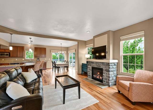 Property at 148 Arnold Ct, Dousman, WI 53118, 4 beds, 3.5 baths