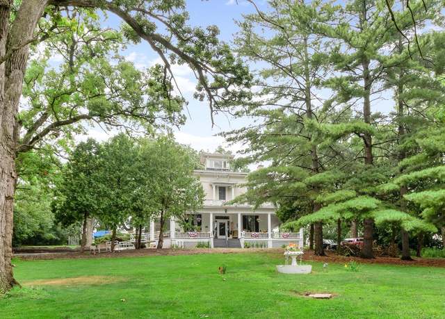 Property at 2200 W Memorial Dr, Janesville, WI 53548, 6 beds, 6.5 baths
