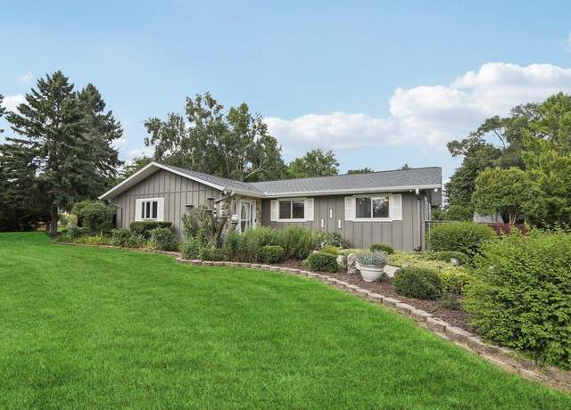 Property at 19730 W Imperial Ct, New Berlin, WI 53146, 4 beds, 2.5 baths