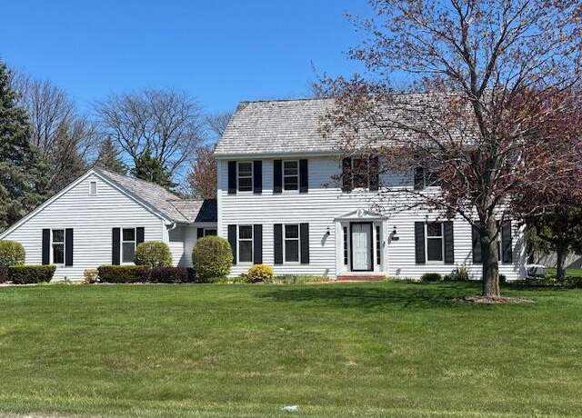Property at 3525 Long Furrow Rd, Franksville, WI 53126, 4 beds, 3.5 baths