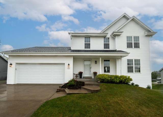 Property at 423 Parkview Dr, Johnson Creek, WI 53038, 3 beds, 3.5 baths