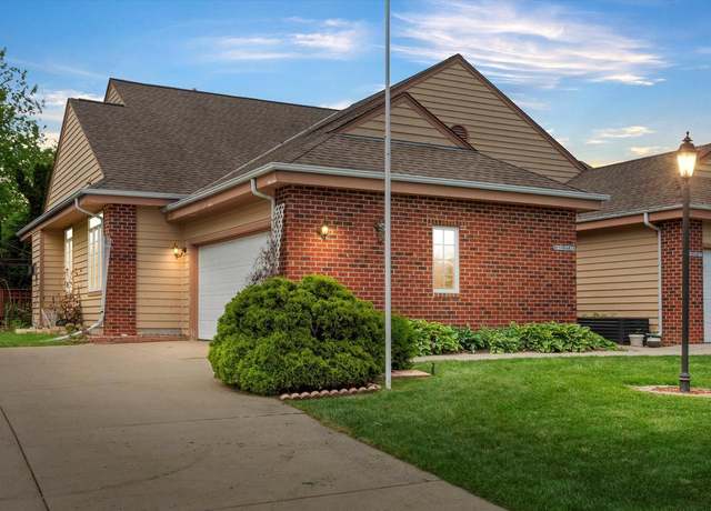 Property at W159N4835 Graysland Dr Unit E, Menomonee Falls, WI 53051, 2 beds, 2 baths