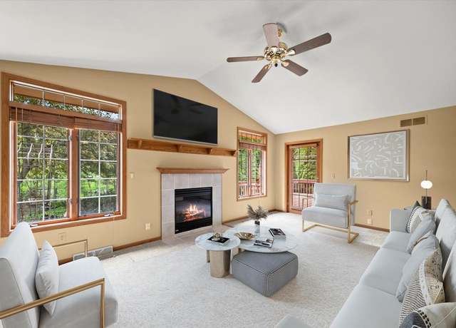 Property at W159N4835 Graysland Dr Unit E, Menomonee Falls, WI 53051, 2 beds, 2 baths
