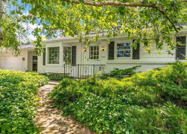 Property at 1713 W Donges Bay Rd, Mequon, WI 53092, 4 beds, 2.5 baths