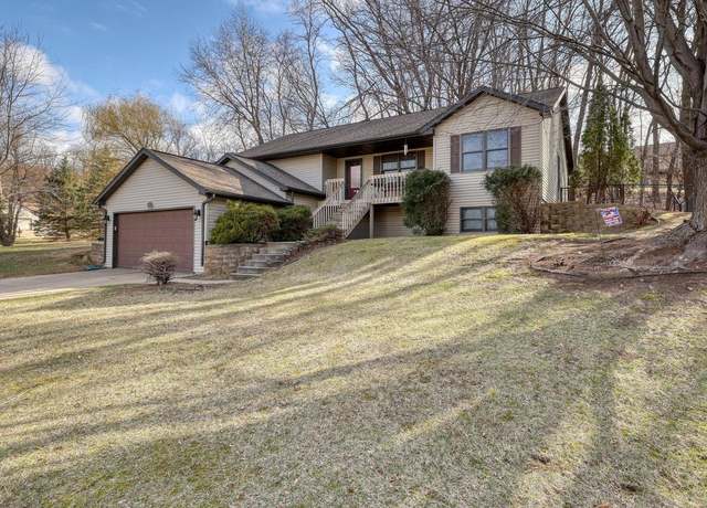 Property at 2258 Winfield Dr, Reedsburg, WI 53959, 4 beds, 3 baths