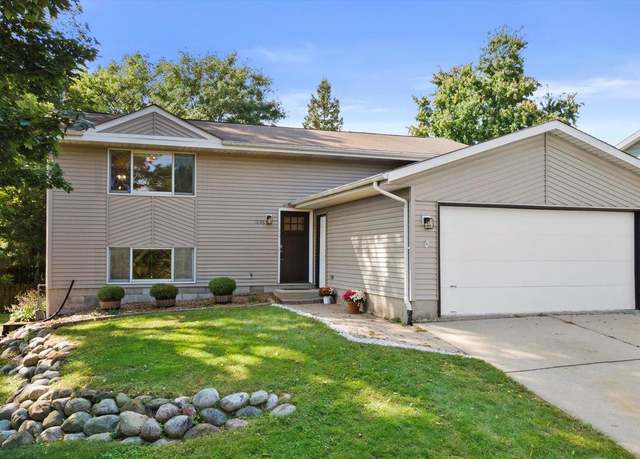 Property at 1606 Pleasant View Ave, Waukesha, WI 53188, 4 beds, 2 baths