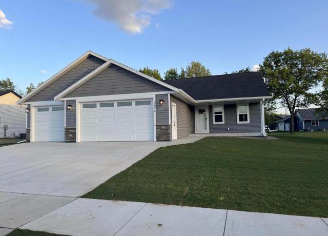 Property at 1929 Arches Dr, Holmen, WI 54636, 3 beds, 2 baths